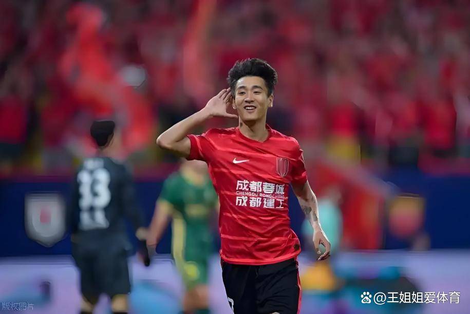 开云入口-转折点菲尼克斯太阳复出首秀，荷甲今晚攻防权衡，球迷炸锅，团队化学反应显著(利物浦对风行者)